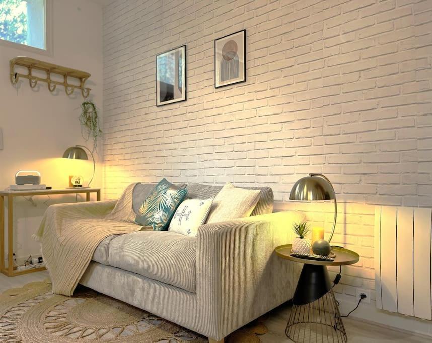 Cosy Maisonette Версаль Экстерьер фото
